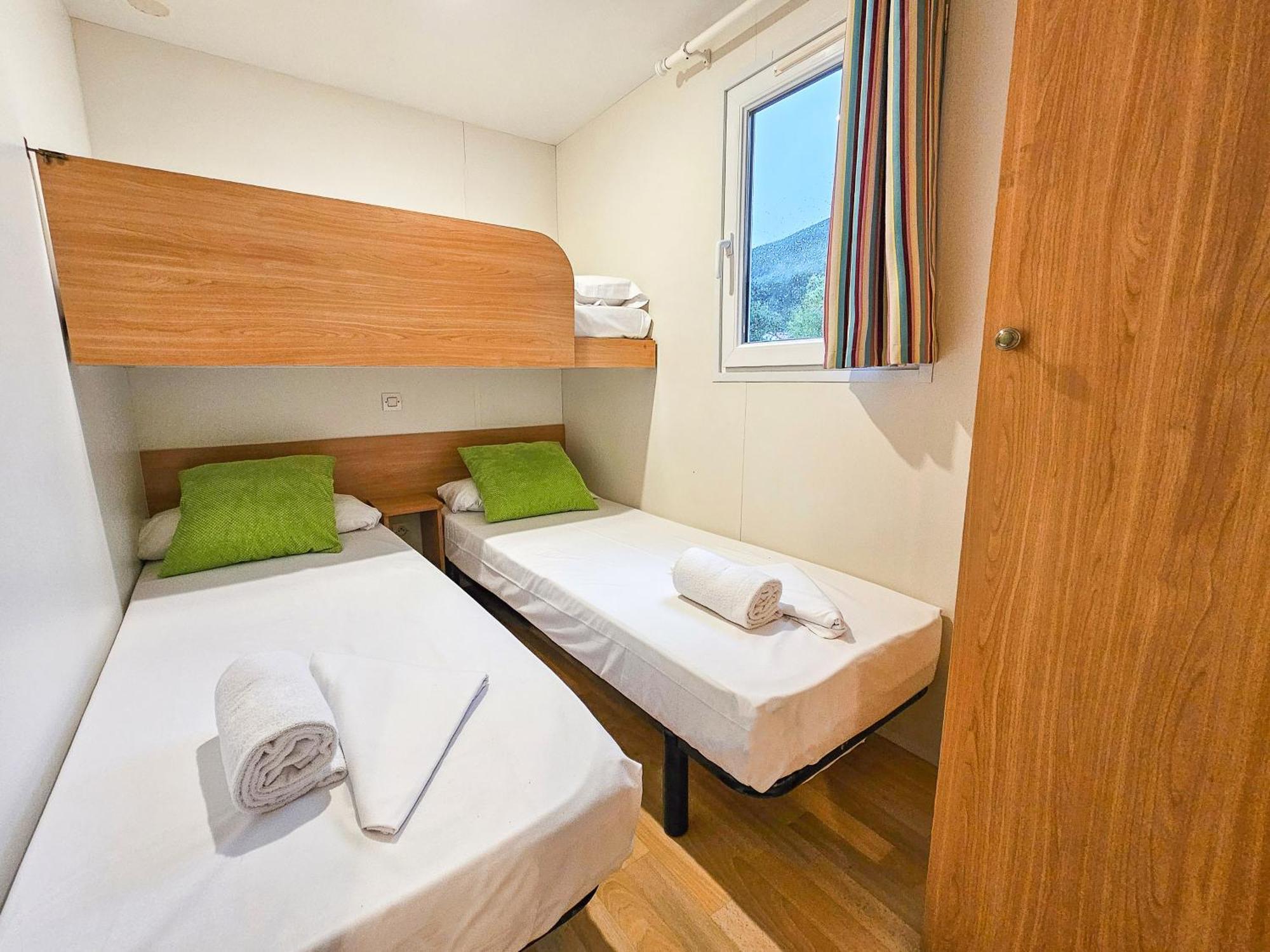 Bungalows Y Cabanas Solopuent Natur Castiello de Jaca Eksteriør billede