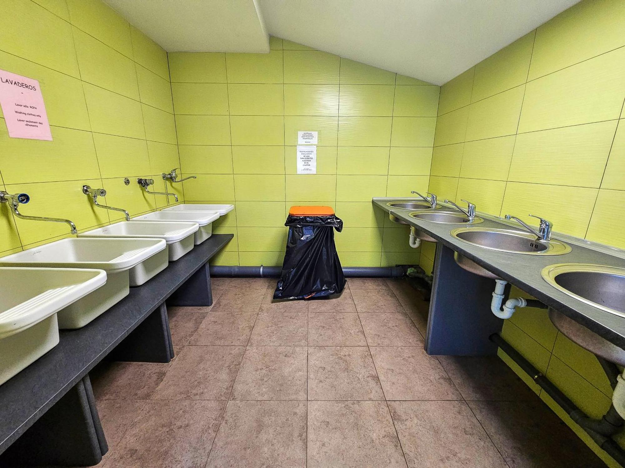 Bungalows Y Cabanas Solopuent Natur Castiello de Jaca Eksteriør billede