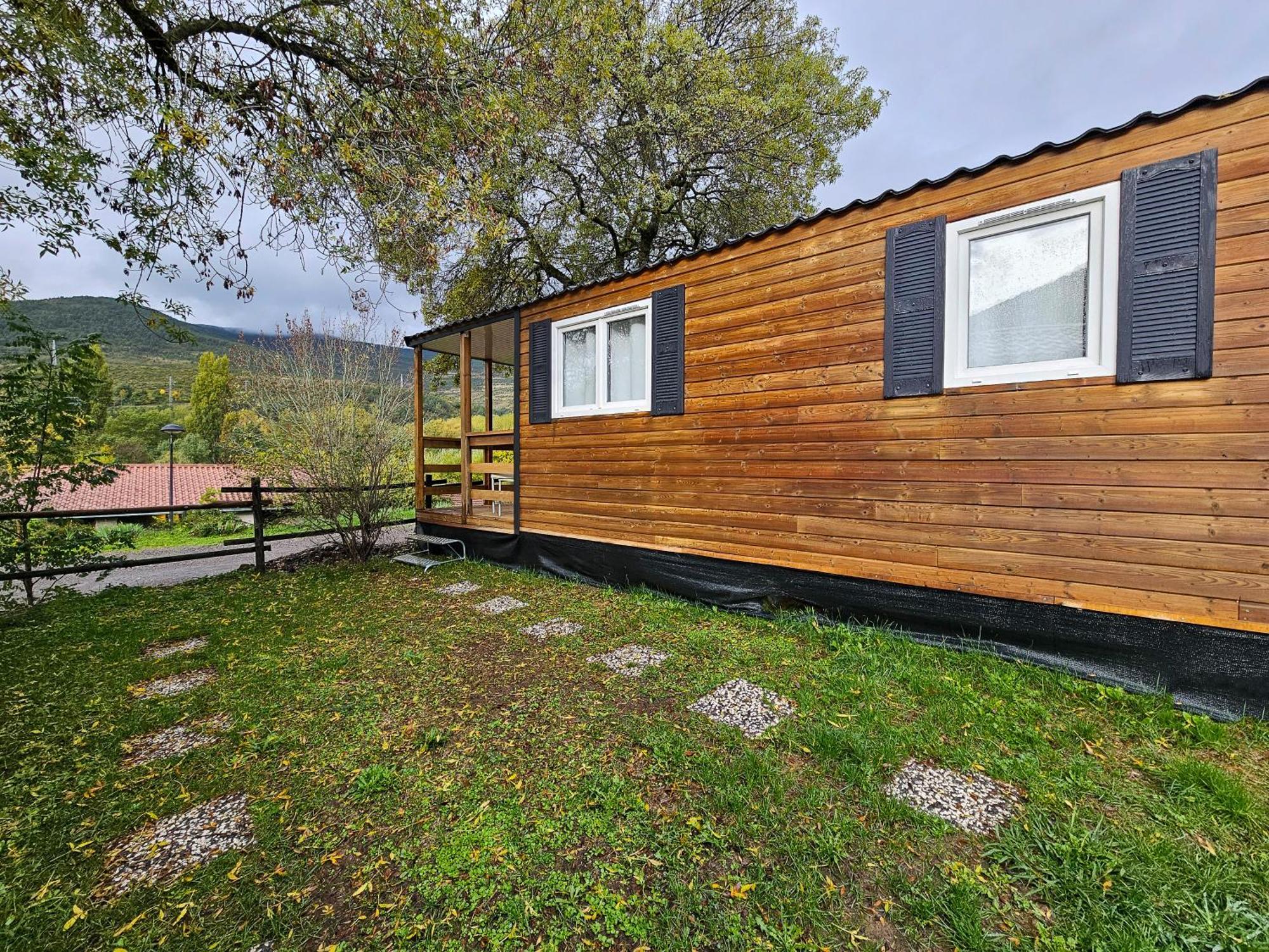 Bungalows Y Cabanas Solopuent Natur Castiello de Jaca Eksteriør billede
